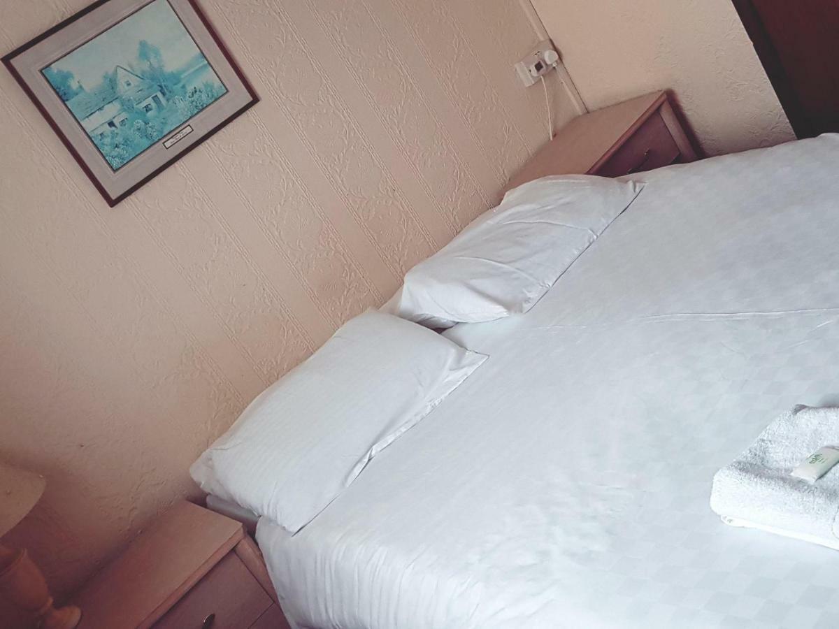 Pleasure Hotel By The Beach. Блэкпул Номер фото
